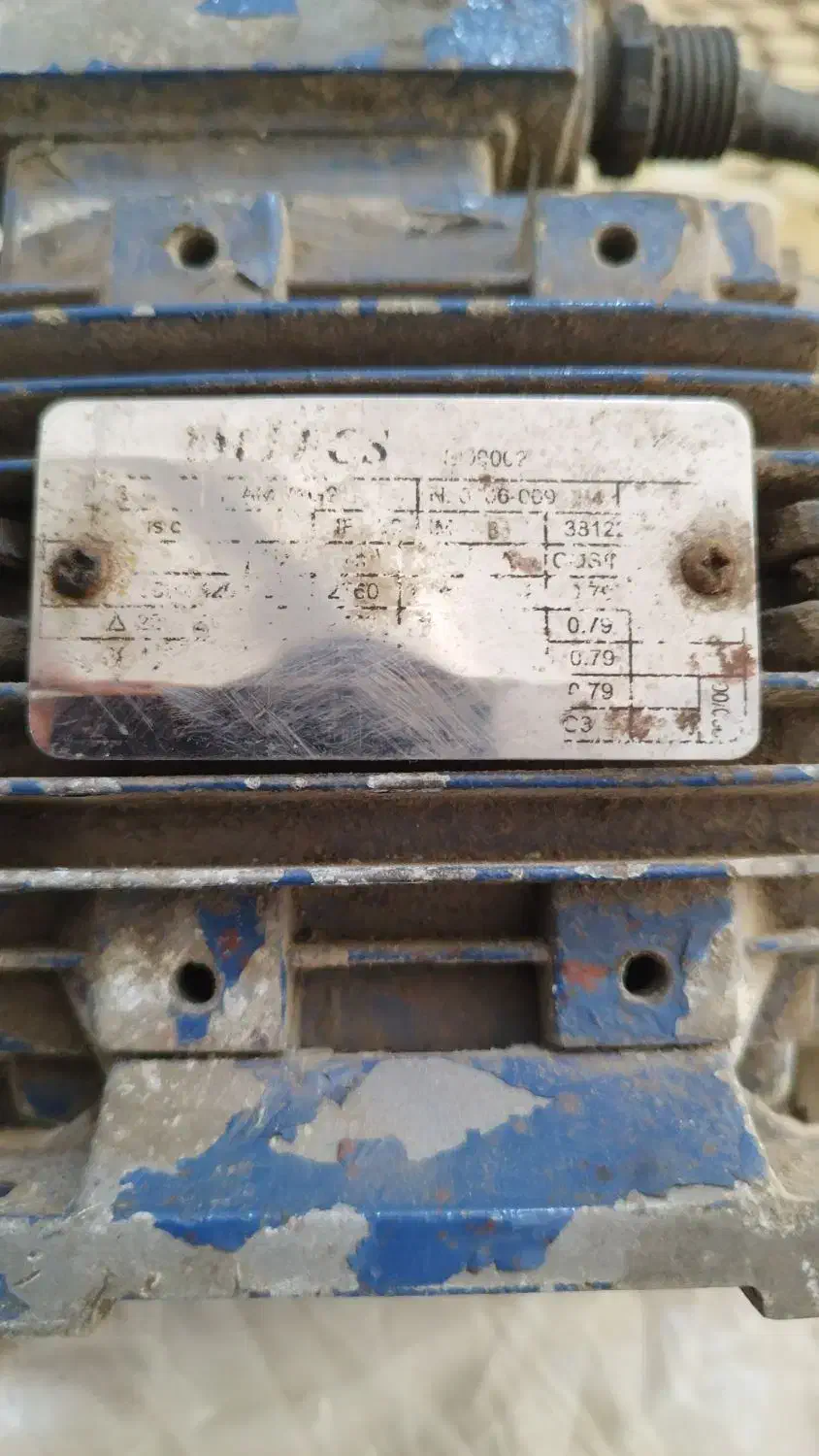 پمپ سه فاز سالم اصل ایتالیا با پلی تسمه ای تهویه|سایر لوازم برقی|بندرعباس, |دیوار