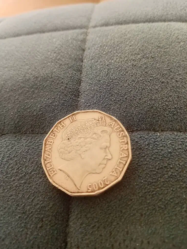 صندوقچه. قرآن. سکه. هر سه قدیمی عتیقه|کلکسیون اشیاء عتیقه|شیراز, شهرک جماران|دیوار