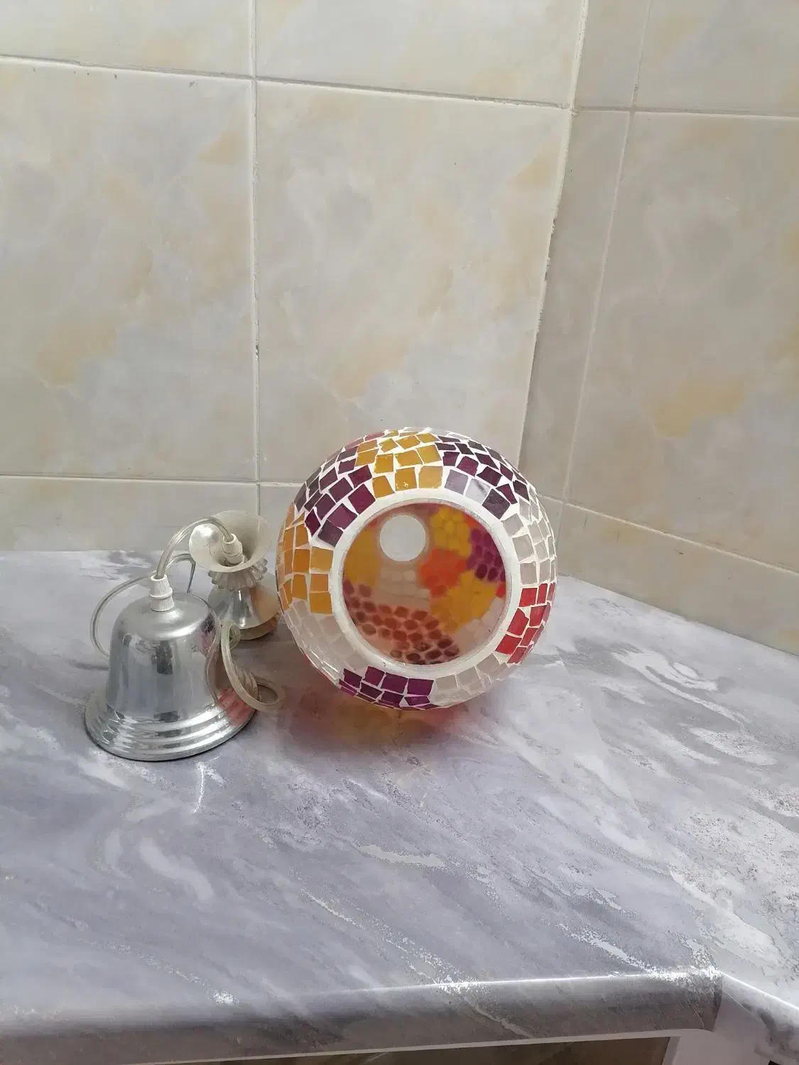 لوستر|لوستر و چراغ آویز|شیراز, آبیاری|دیوار