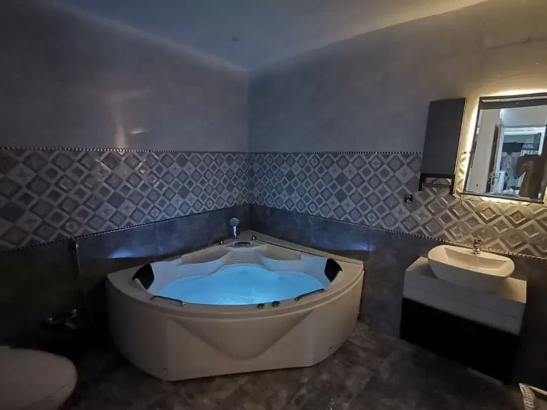 باغ ویلا استخردار|اجارهٔ کوتاهمدت ویلا و باغ|فردیس, شهرک ناز|دیوار