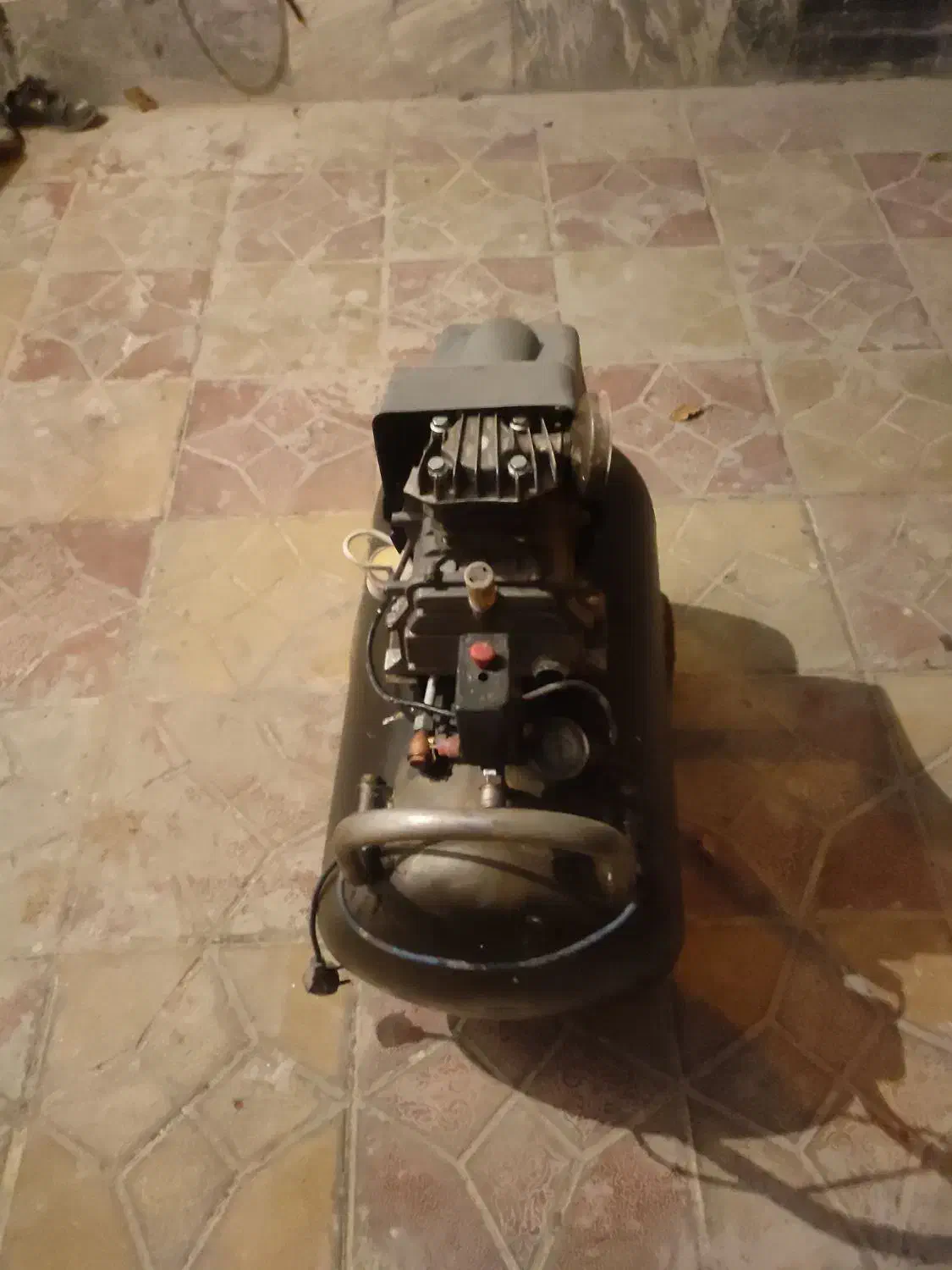 فروش یه پمپ باد 100لیتر|ابزارآلات|الشتر, |دیوار