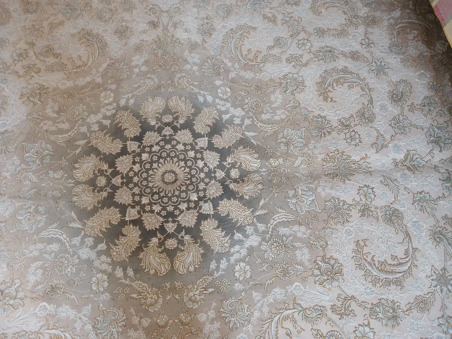 فرش ماشینی.|فرش|همدان, |دیوار