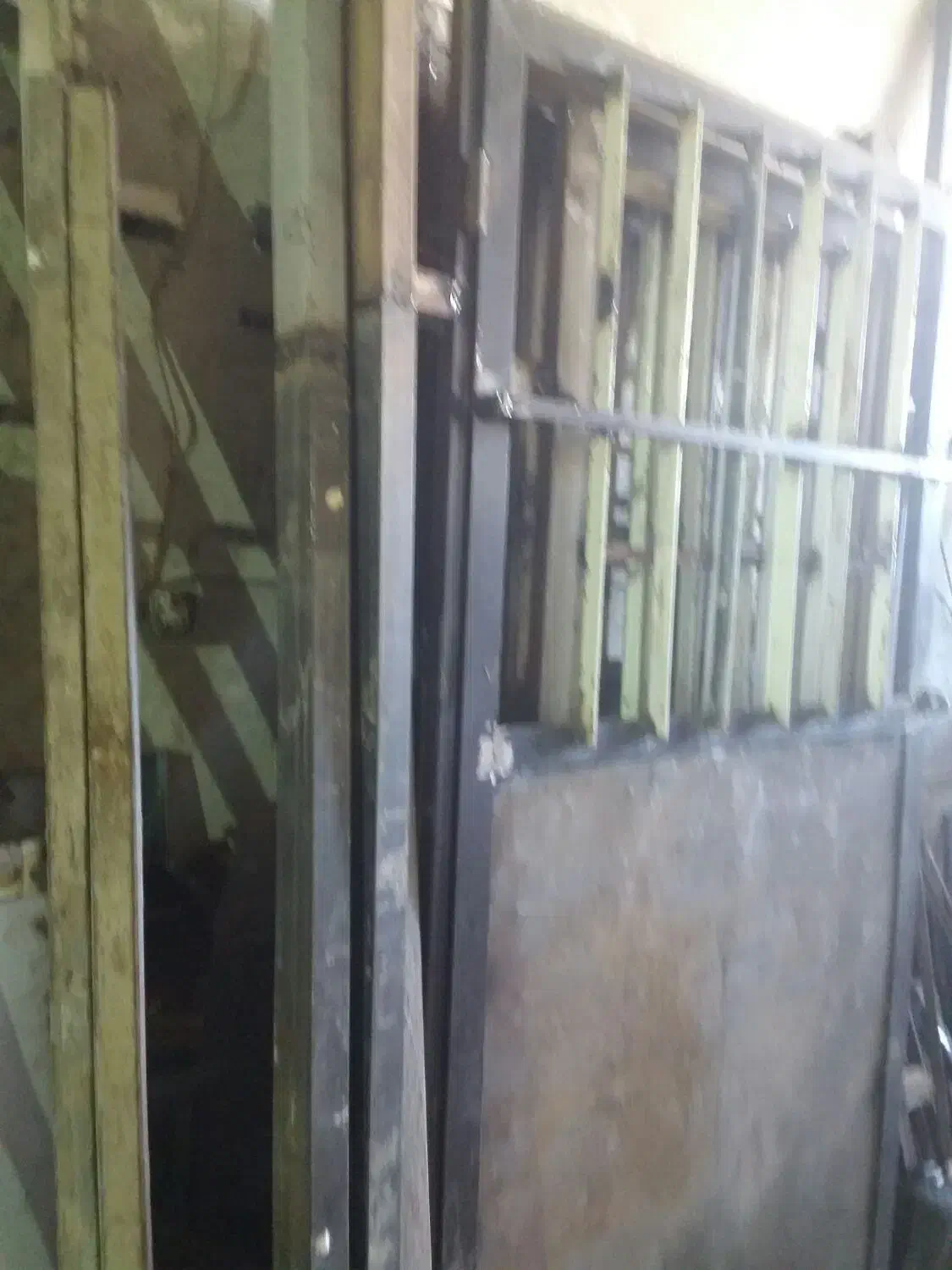 درب *دست دوم*|مصالح و تجهیزات ساختمان|بروجن, |دیوار