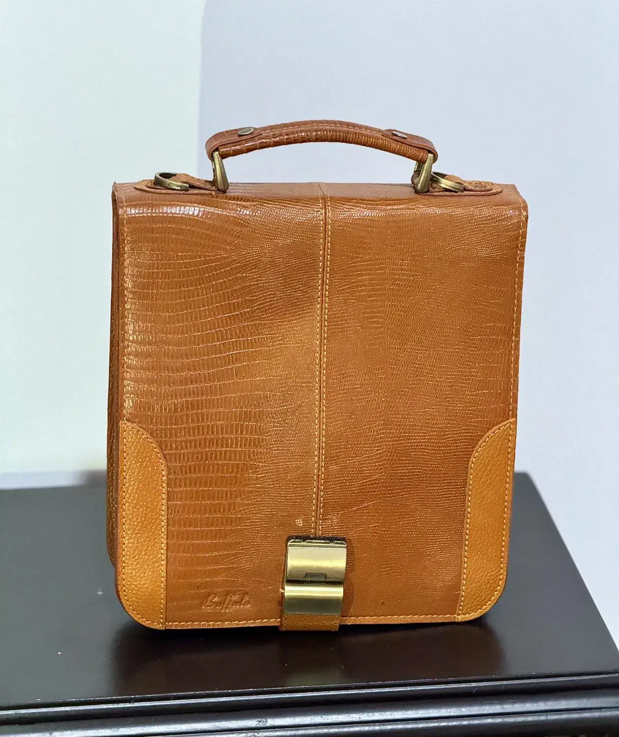 کیف چرم|کیف، کفش، کمربند|کاشان, دانشگاه|دیوار