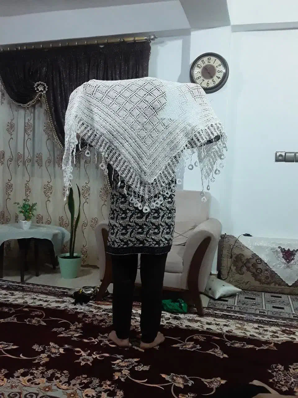 روسری محلی|لباس|رودسر, |دیوار