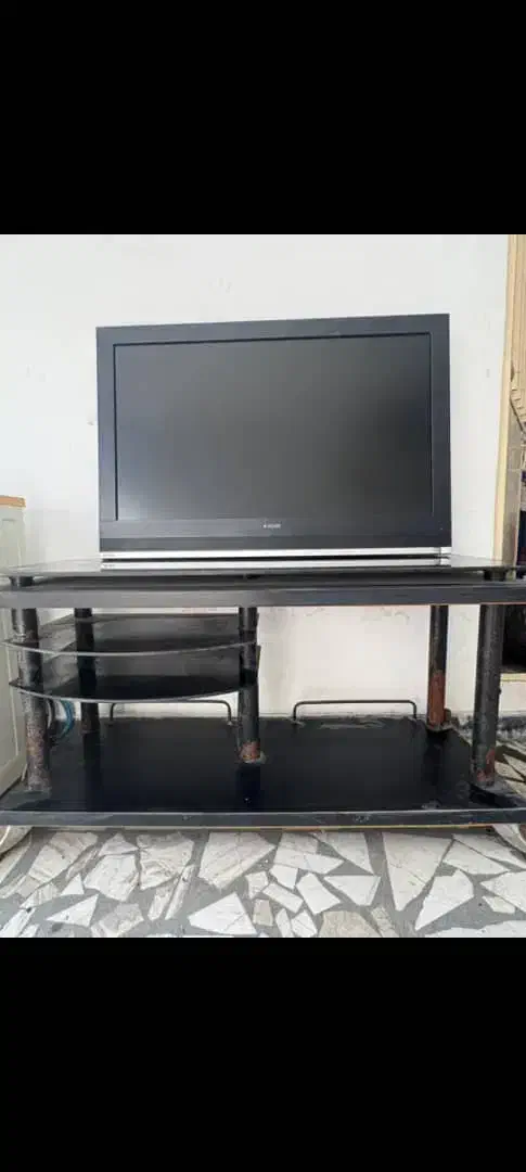 تلویزیون ال سی دی. آرچلیک|تلویزیون و پروژکتور|آمل, |دیوار