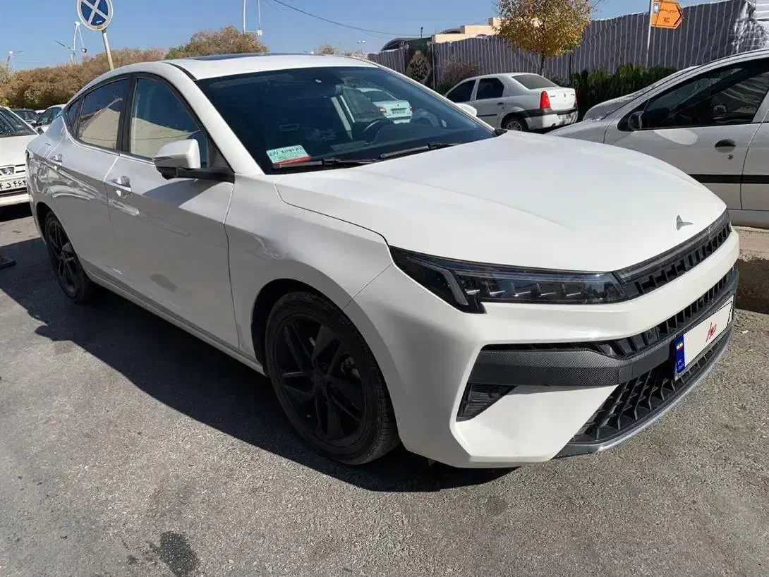 مدل ۴۰۲kmc j7|خودرو سواری و وانت|شیراز, شهرک بزین|دیوار