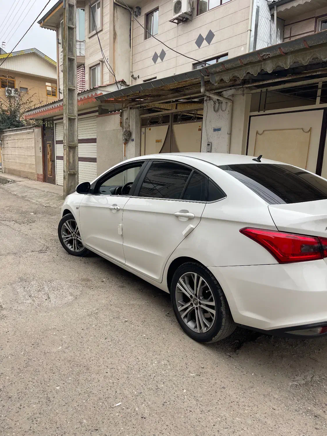 اریزو 5مدل ۹۶|خودرو سواری و وانت|فومن, |دیوار