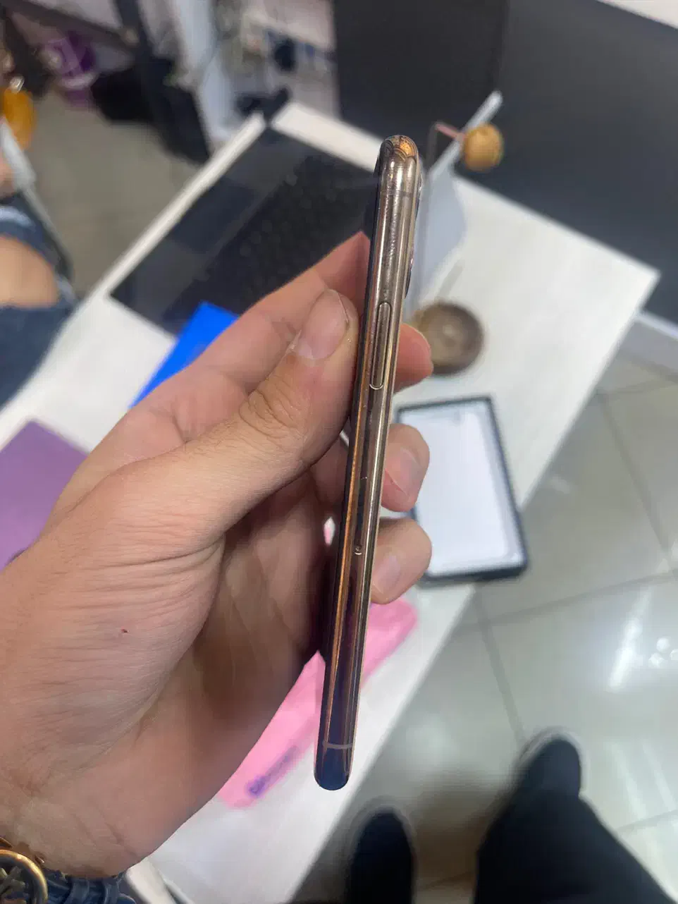 اپل‌ ایفون ۱۱پرو حافظه ۲۵۶ گیگابایت iphone 11pro|موبایل|تهران, صادقیه|دیوار