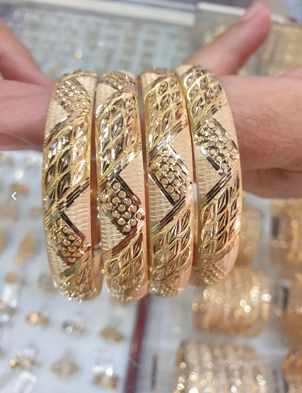 طلافروشی بهزاد ،النگو نیم پوش قسطی فقط با۲۰میلیون|جواهرات|زابل, |دیوار