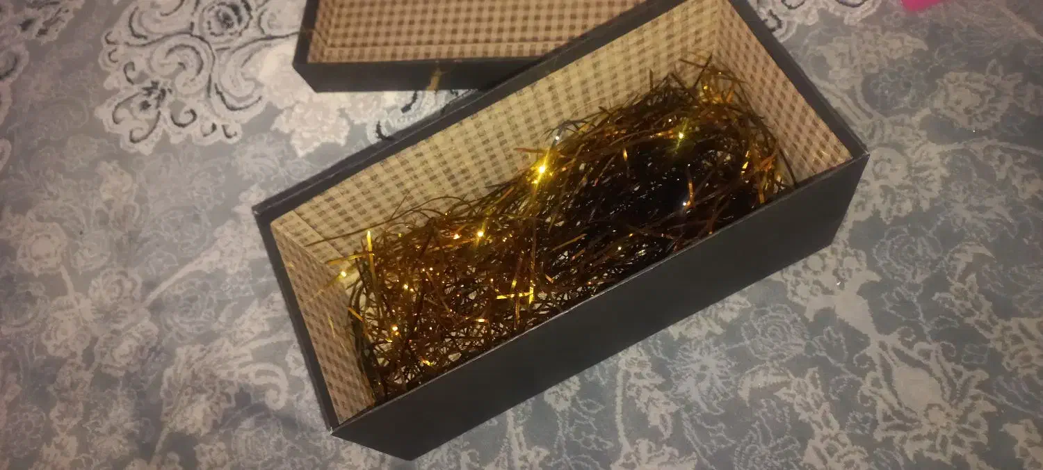 جعبه کادویی با پوشال نو|لوازم التحریر|پاکدشت, پاکدشت (مامازند)|دیوار