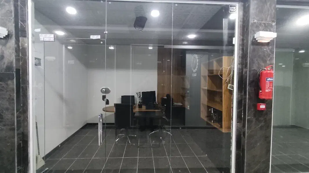 اجاره مغازه در پاساژ علاءالدین بندرعباس|اجارهٔ مغازه و غرفه|بندرعباس, |دیوار