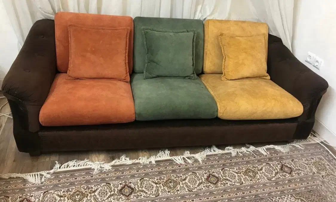 مبلیران۷ نفره شامل یک کاناپه و ۴ تک نفره|مبلمان خانگی و میز عسلی|شیراز, زرگری|دیوار