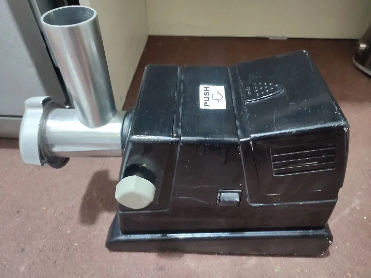 چرخ گوشت پارس خزر مشکی پول لازمم میخام بفروشم|خردکن، آسیاب، غذاساز|خاش, |دیوار