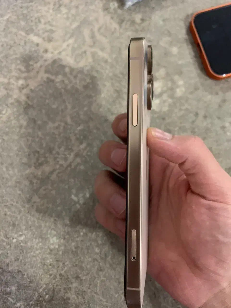 آیفون۱۶پرو رنگ desert titaniumصحرایی (xr to 16pro)|موبایل|ارومیه, |دیوار