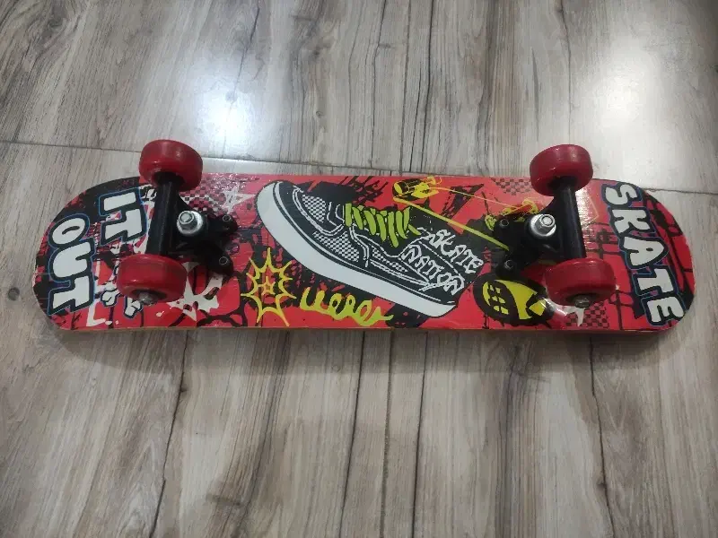 اسکیت برد|دوچرخه، اسکیت، اسکوتر|قم, دروازه چوبی|دیوار