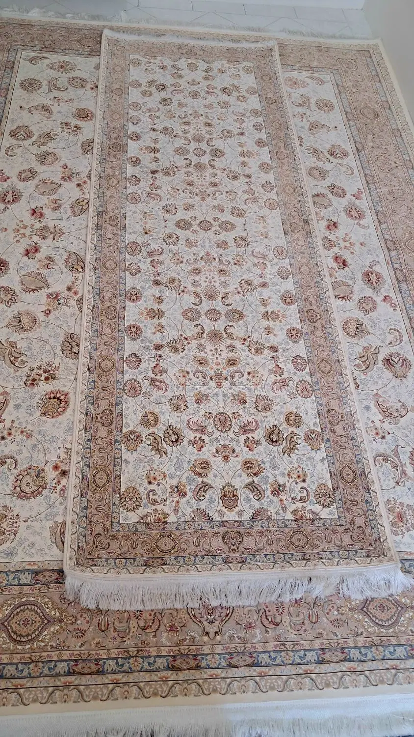 کناره فرش 1600 شانه ابعاد1در3 وگرد1600شانه قطر1/5|فرش|تهران, خلیج فارس|دیوار