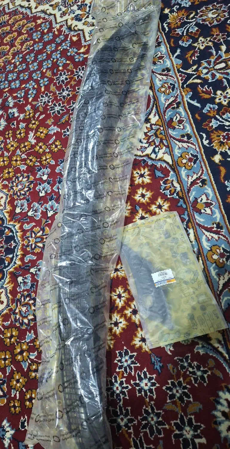 شبکه توری هواکش زیر برف پاکن پژو ۴۰۵|قطعات یدکی و لوازم جانبی|بروجن, |دیوار