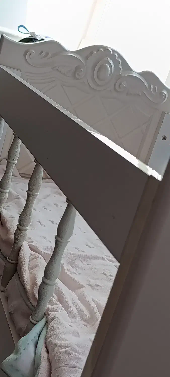 گهواره و تخت نوزاد|تخت و صندلی بچه|قم, پردیسان|دیوار