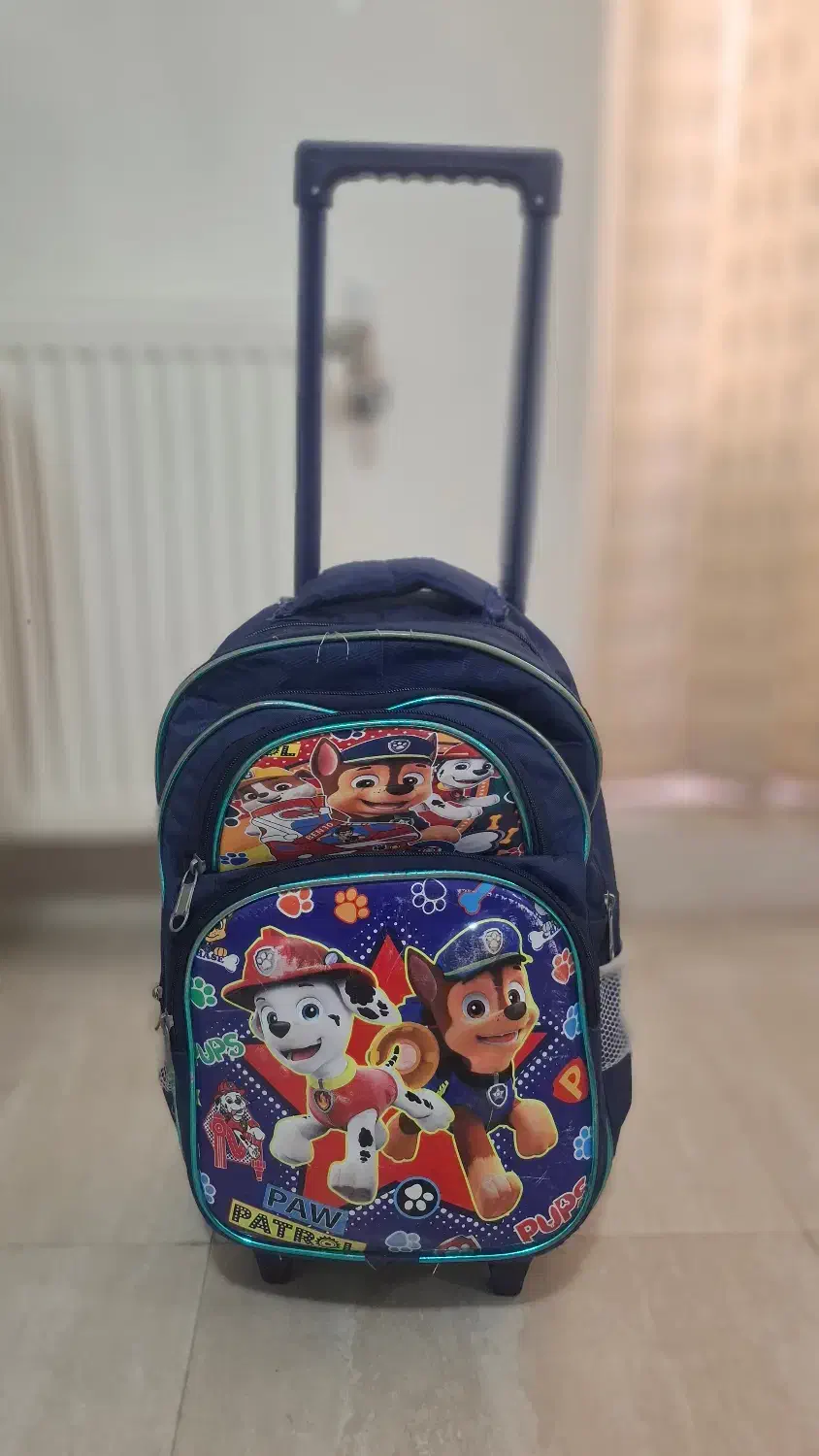 کیف چرخ دار مدرسه|کیف، کفش، کمربند|شیراز, دشت چنار|دیوار