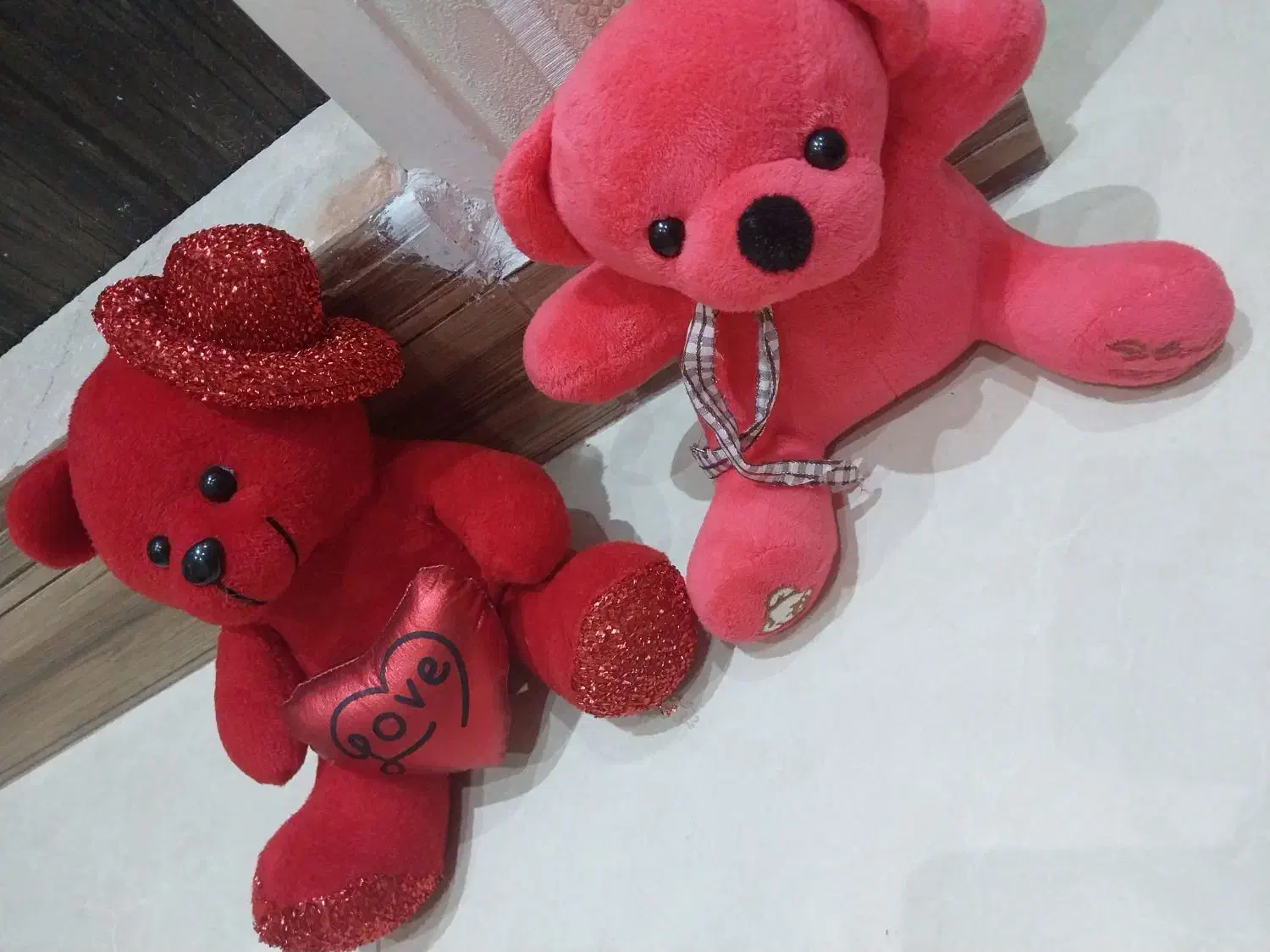 عروسک ولنتاین|اسباب‌بازی بچه|هشتگرد, شهرک صنعتی هشتگرد|دیوار