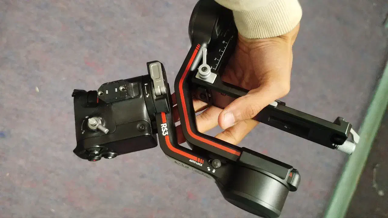 گیمبال دوربین DJI Rs3 standard استاندارد|دوربین عکاسی و فیلم‌برداری|یزد, |دیوار