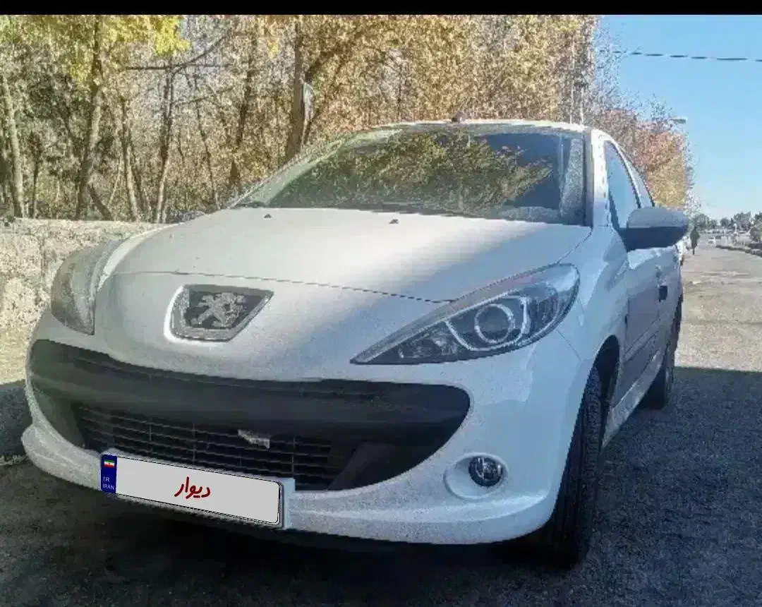 پژو 207پانا مدل 404|خودرو سواری و وانت|شیراز, شهرک مدرس|دیوار