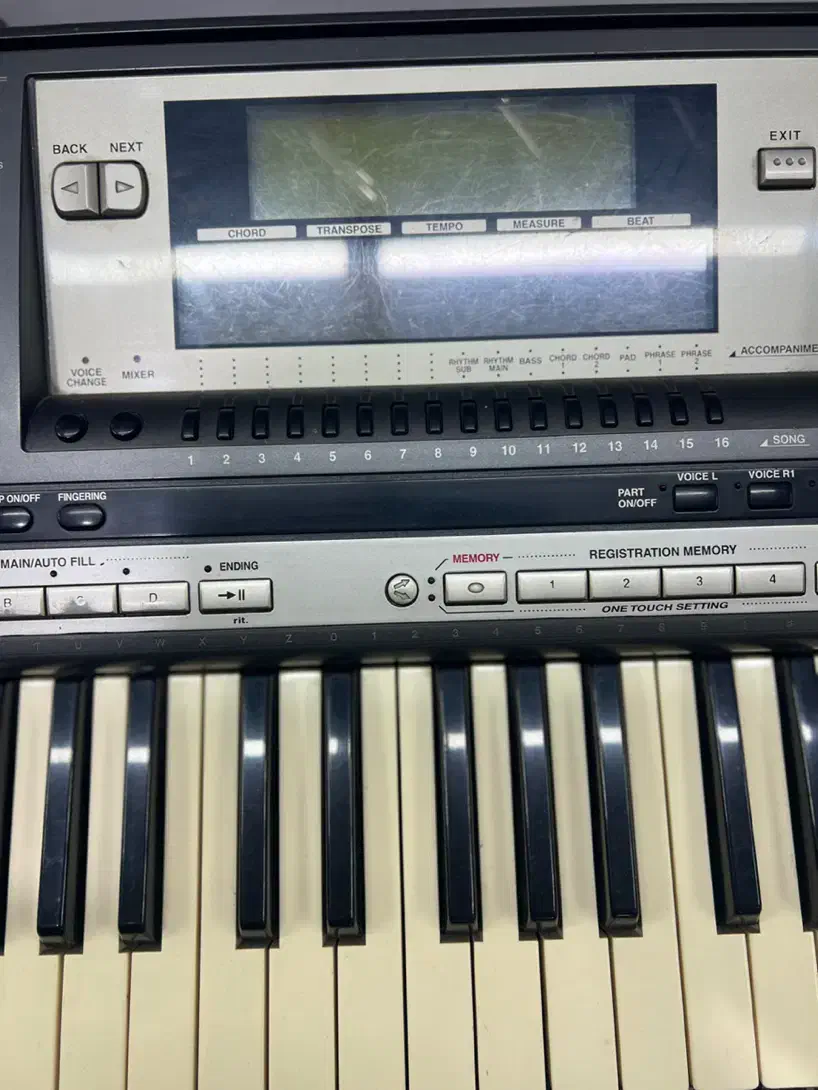 ارگ یاماها مدل ۶۴۰|پیانو، کیبورد، آکاردئون|آستانه اشرفیه, |دیوار