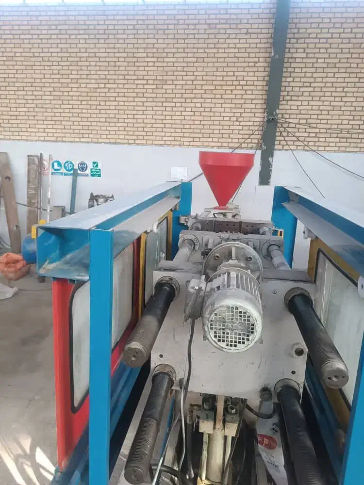 فروش دستگاه تزریق پلاستیک ۱۲۰ تن|ماشین‌آلات صنعتی|اشتهارد, |دیوار