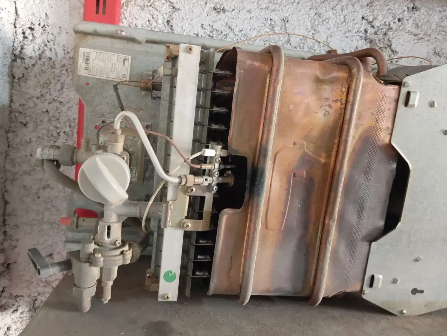 آبگرمکن دیواری|آبگرمکن، پکیج، شوفاژ|شاهرود, |دیوار