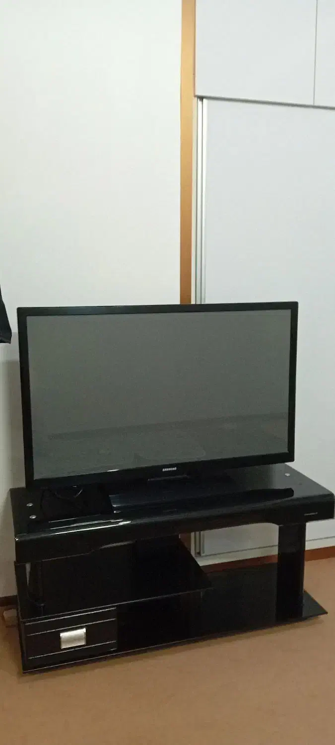 ال سی دی سامسونگ ۴۲|تلویزیون و پروژکتور|قم, شهرک فاطمیه|دیوار