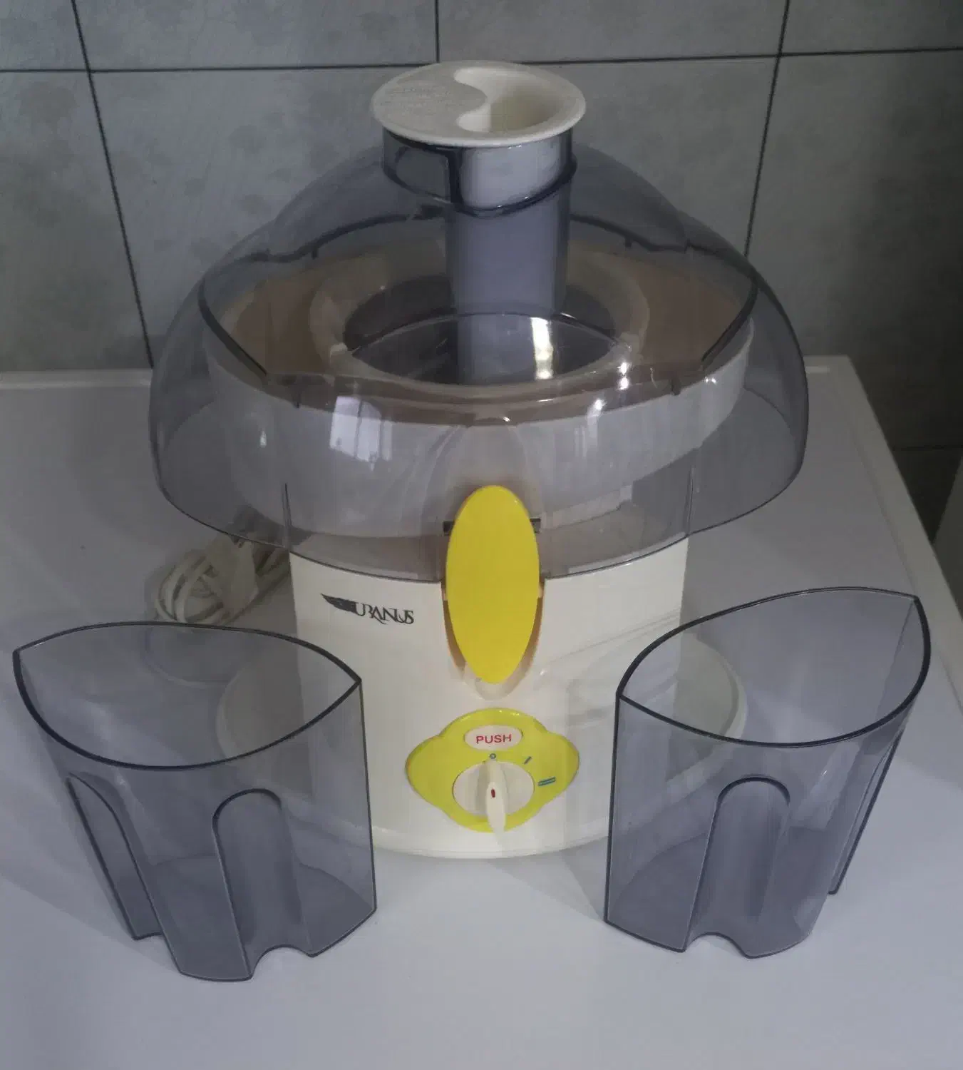 آبمیوه گیری|آبمیوه‌گیر و آب‌مرکبات‌گیر|آمل, |دیوار