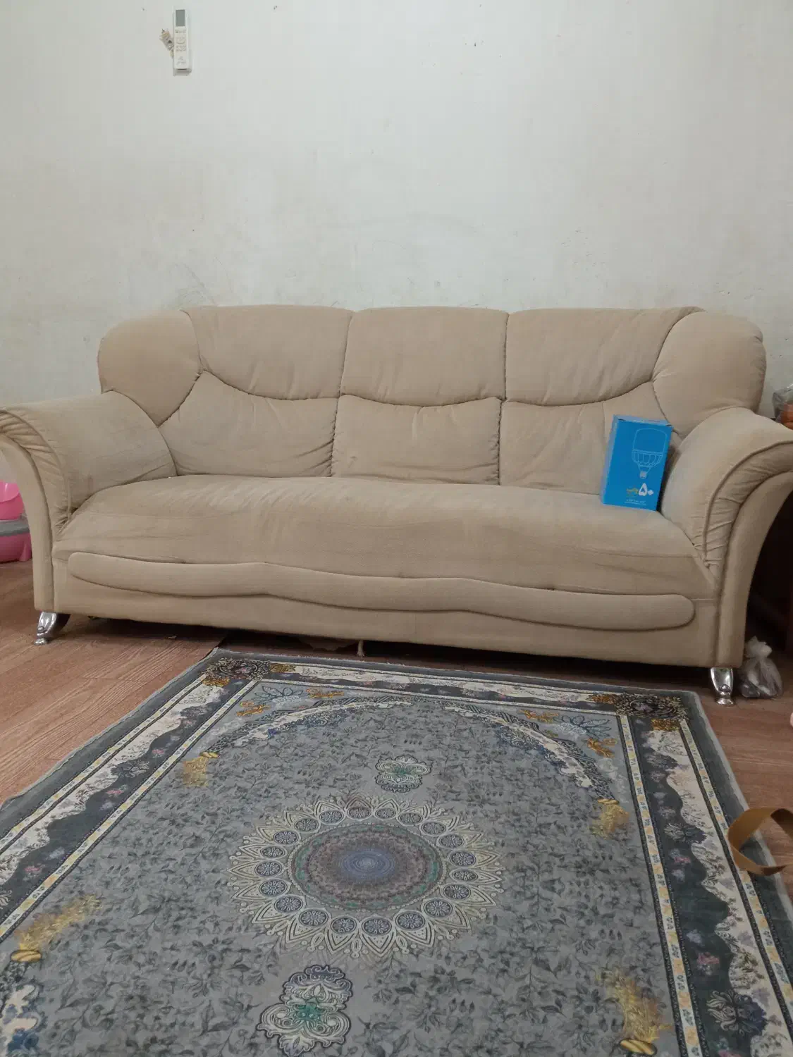 مبل سه نفره کارکرده|مبلمان خانگی و میز عسلی|گنبد کاووس, |دیوار