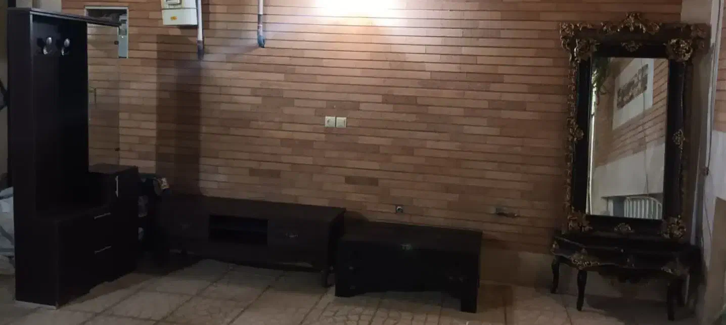 اینه کنسول ومیز مبل ومیز تلوزیون وجاکفشی|بوفه، ویترین، کنسول|یزد, |دیوار