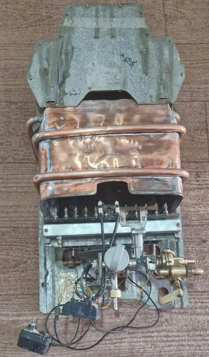 آبگرمکن بوتان ۳۲۱۵|آبگرمکن، پکیج، شوفاژ|اندیمشک, |دیوار