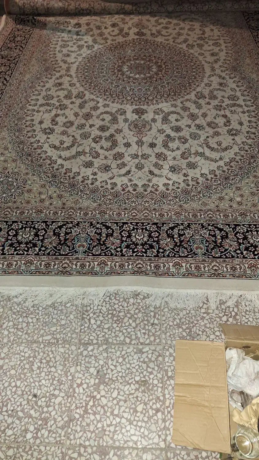 فرش ۹ متری ماشینی|فرش|قم, چهل اختران|دیوار