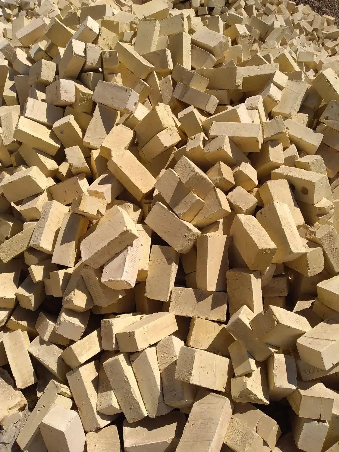 فروش آجر چکی گری تنی۱۸۰۰و سه گل تنی۱۹۰۰|مصالح و تجهیزات ساختمان|لامرد, |دیوار