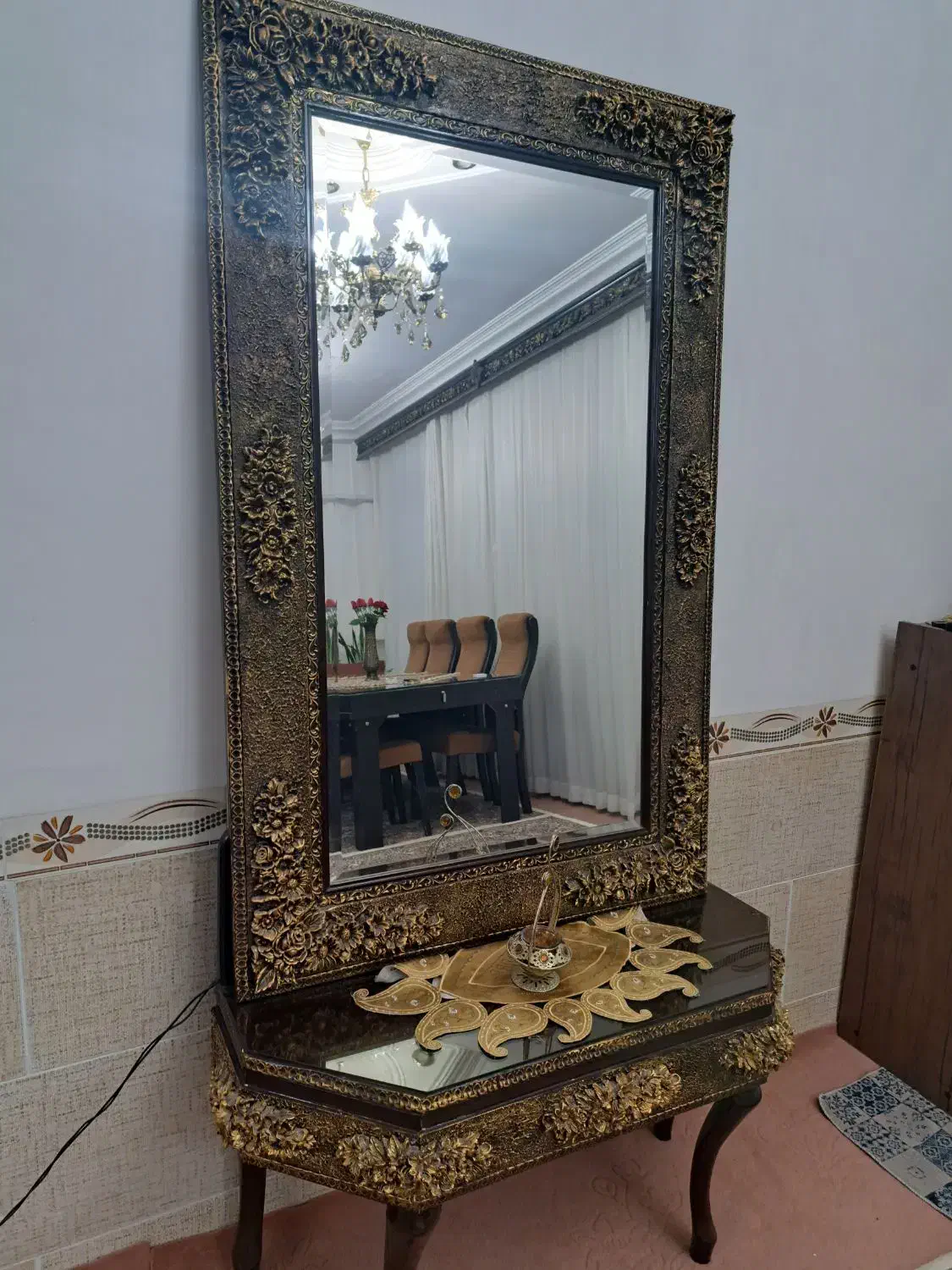 فروش اینه شمعدانی هم دارد|آینه|میانه, |دیوار