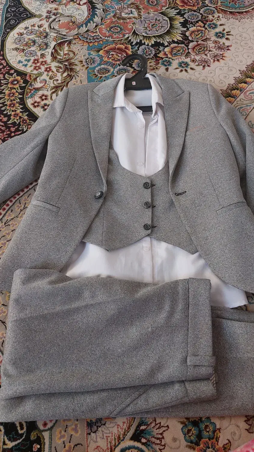 لباس بچگانه|کفش و لباس بچه|لنگرود, |دیوار