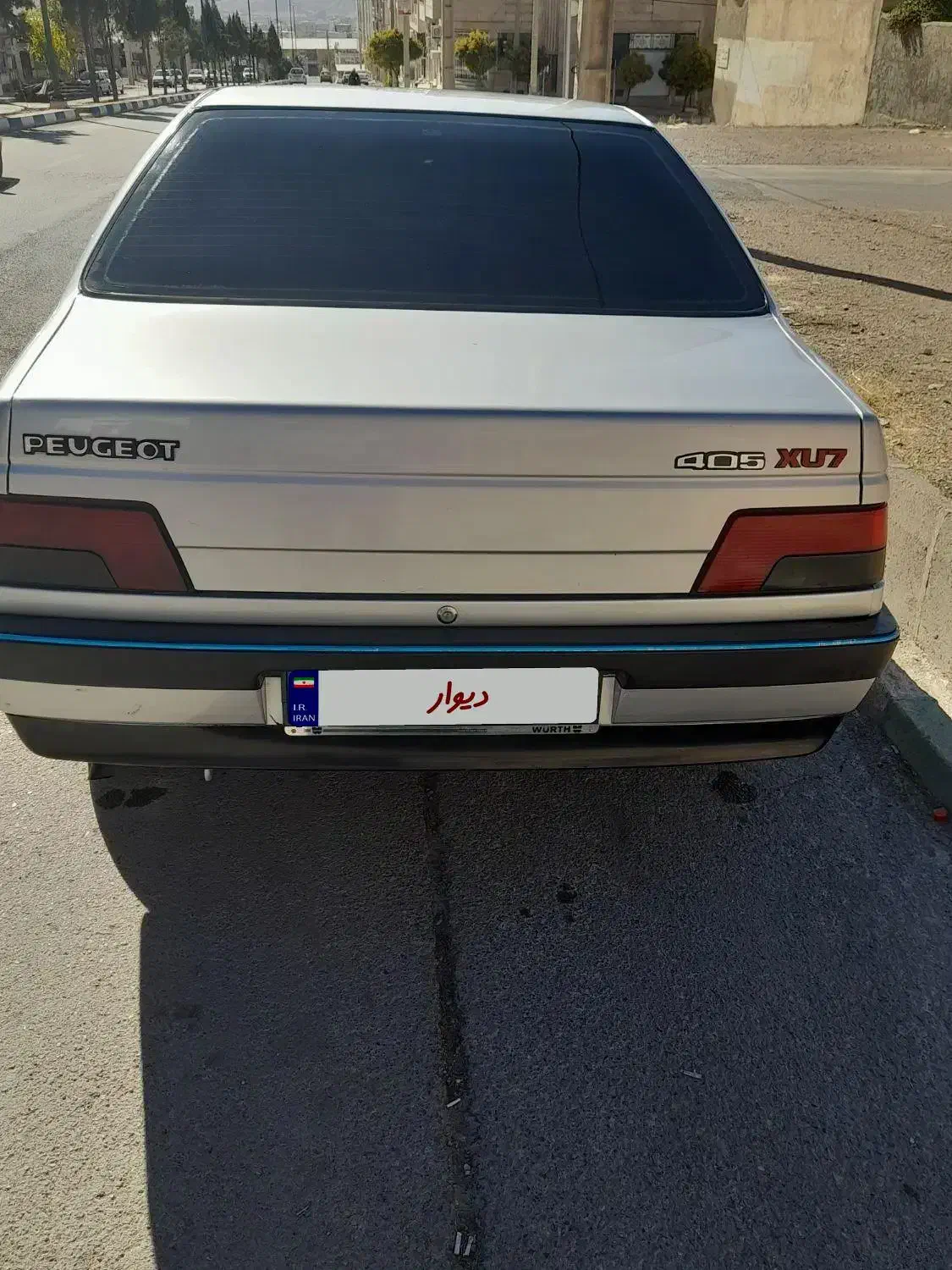 فروش ویژه ۴۰۵ نقره ای|خودرو سواری و وانت|ایلام, |دیوار