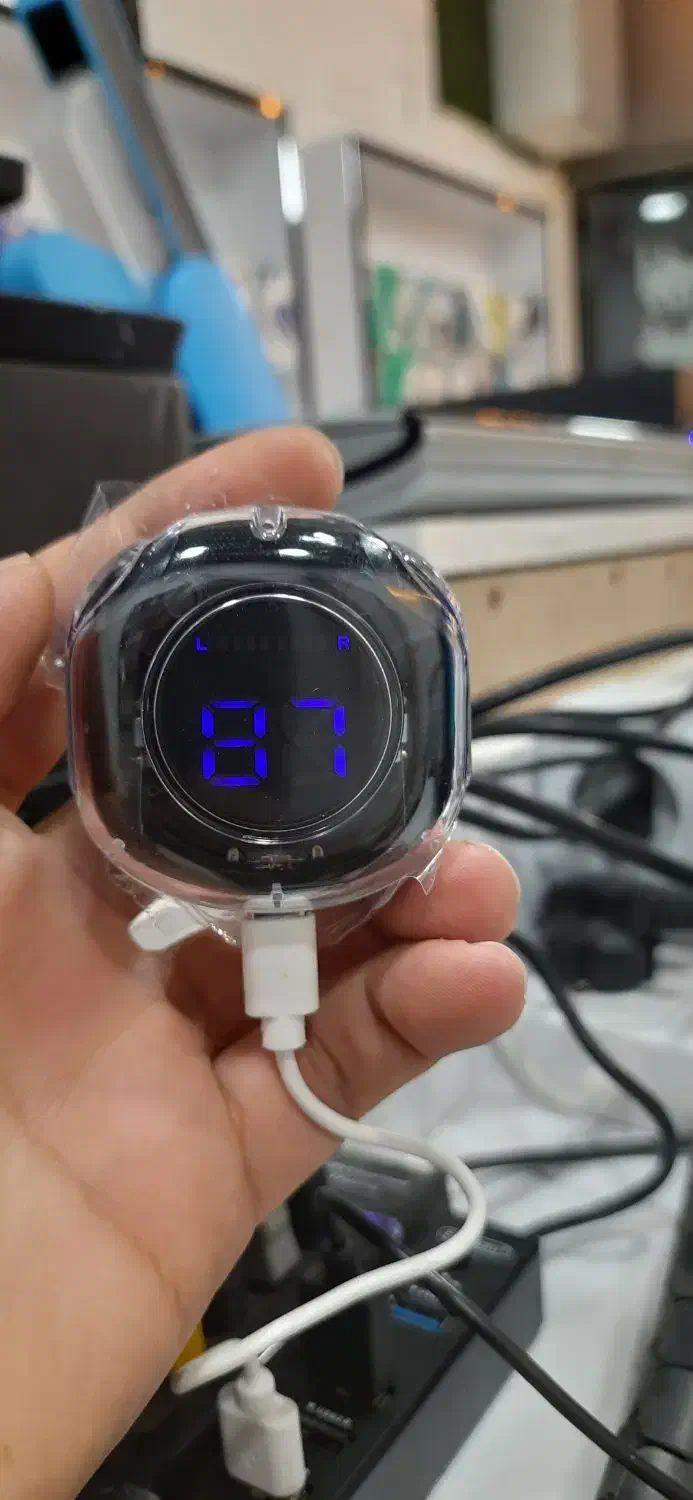 ایرپاد جذاب و با کیفیت الترامکس|لوازم جانبی موبایل و تبلت|سبزوار, کوی بهار|دیوار