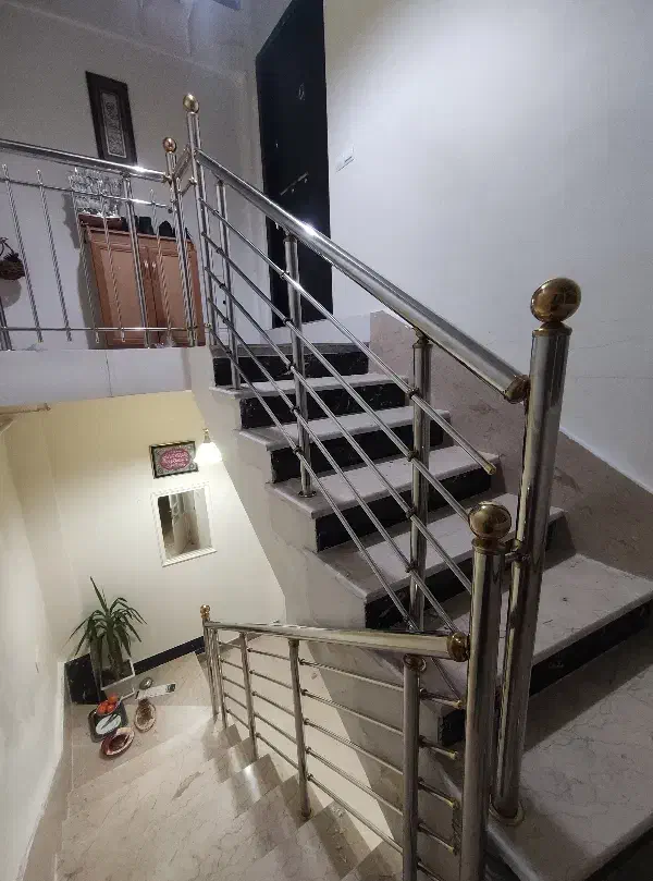 نصاب نرده استیل|خدمات پیشه و مهارت|بروجرد, |دیوار