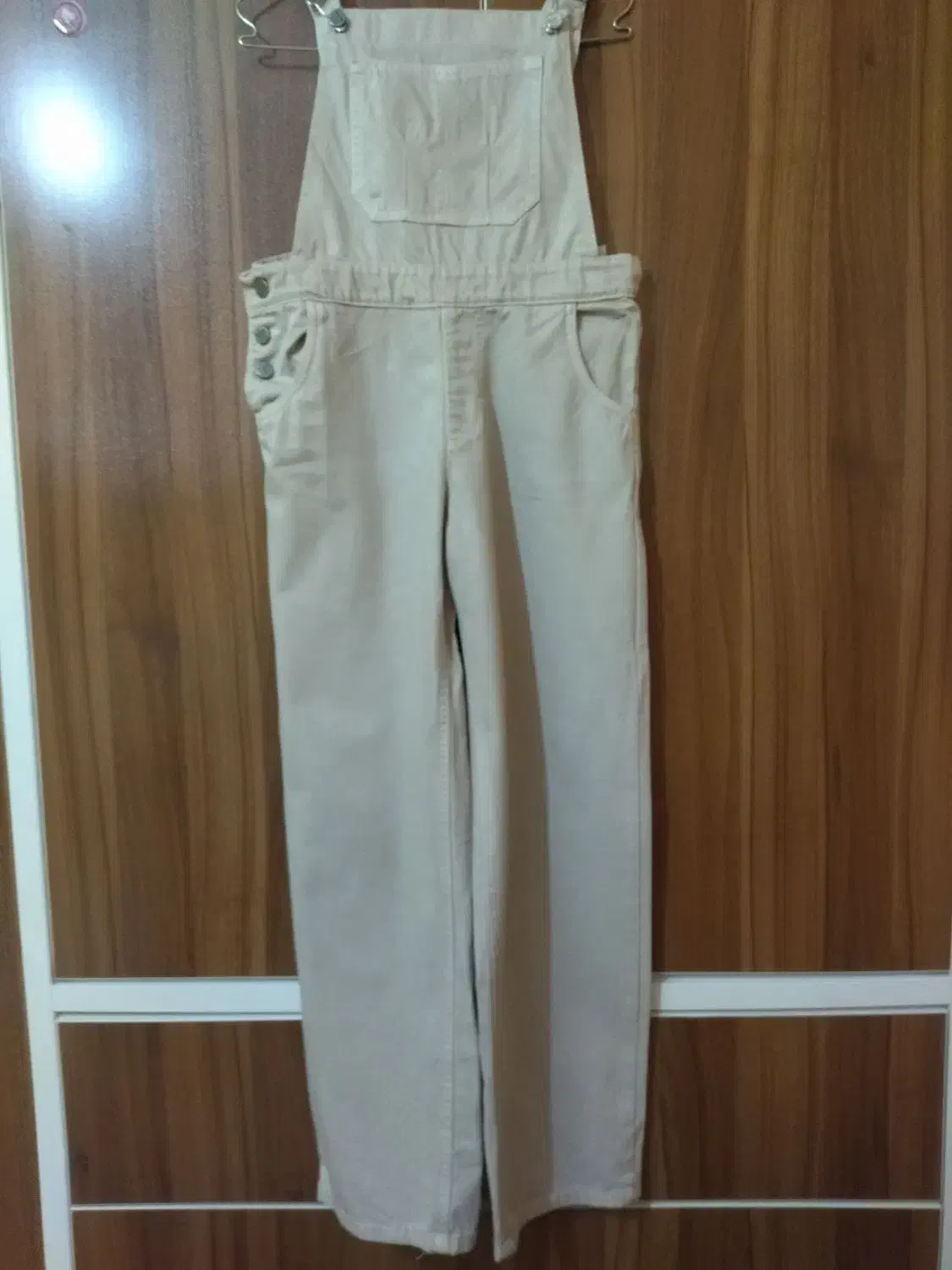 سرهم دخترانه|لباس|میانه, |دیوار