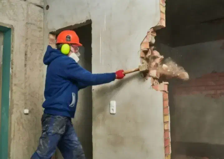 تخریب ساختمان داخلی و بیرونی کف و بدنه|خدمات پیشه و مهارت|پرند, فاز ۵|دیوار