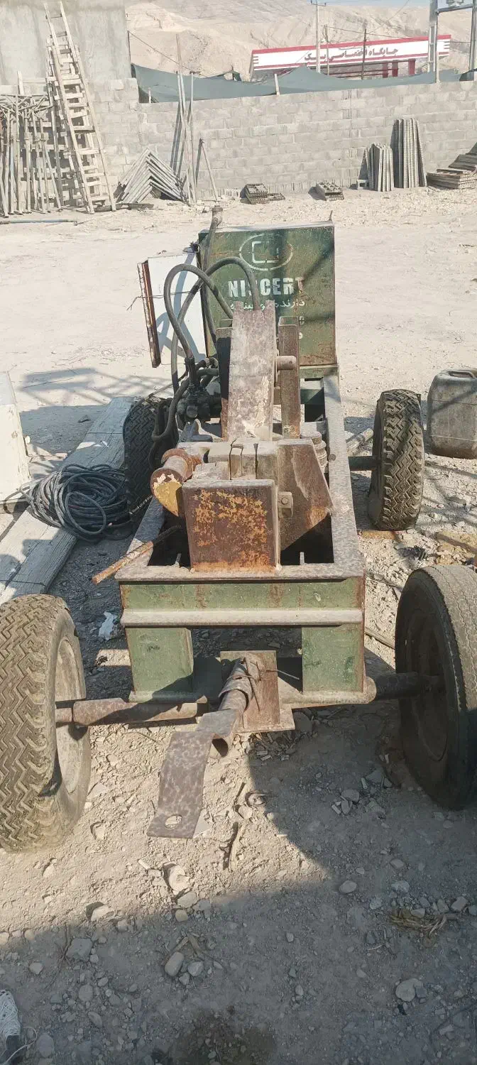 دو عدد قیچی خم وبرش میلگرد به فروش می‌رسد سه فاز|مصالح و تجهیزات ساختمان|بستک, |دیوار