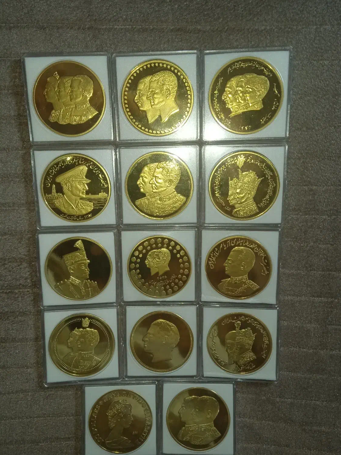 سکه های مناسبتی روکش آبکاری طلا|کلکسیون سکه، تمبر، اسکناس|شیراز, پودنک|دیوار