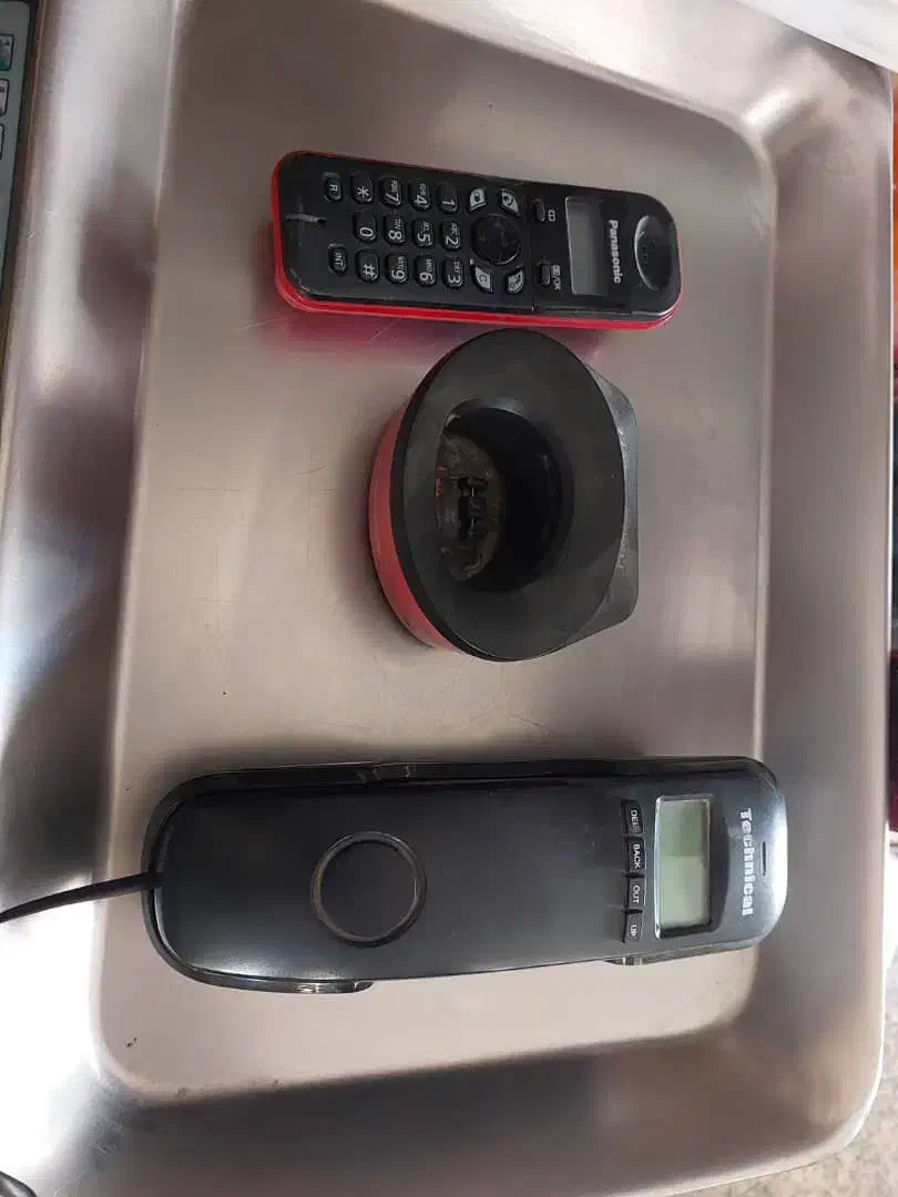 دو عدد گوشی تلفن|تلفن رومیزی|دورود, |دیوار