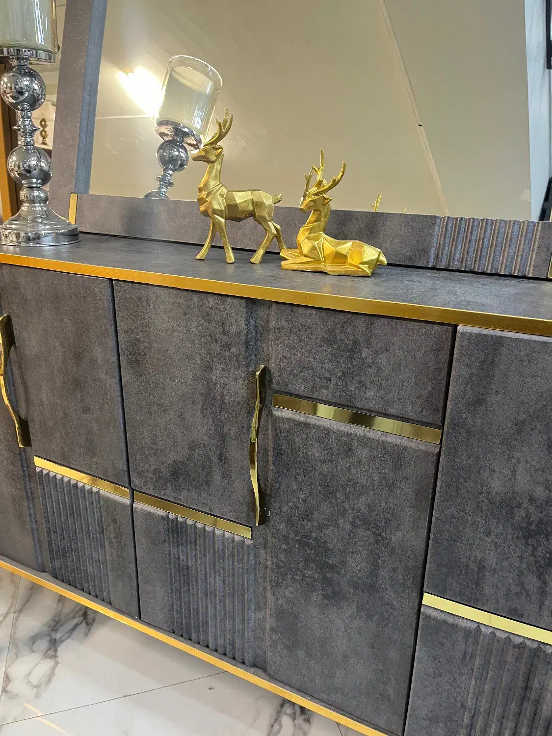 آیینه کنسول و میز تی وی|بوفه، ویترین، کنسول|هشتگرد, هشتگرد قدیم|دیوار