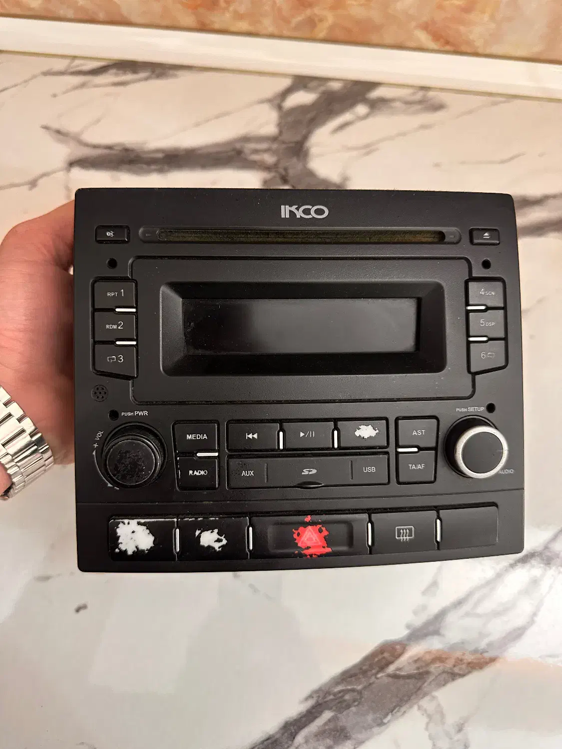 ظبط|صوتی و تصویری|فلاورجان, |دیوار