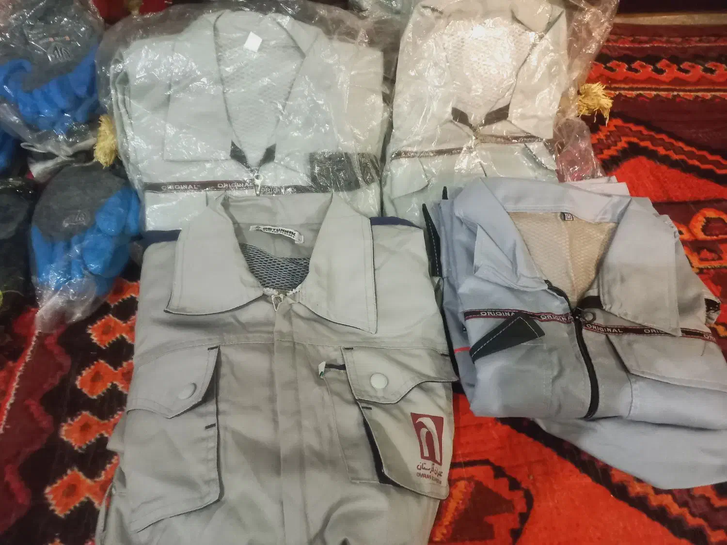 کفش. لباس کار.|کیف، کفش، کمربند|برازجان, |دیوار